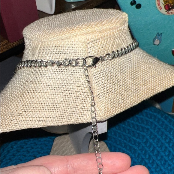 Art Deco style silver tone statement piece - Picture 6 of 6